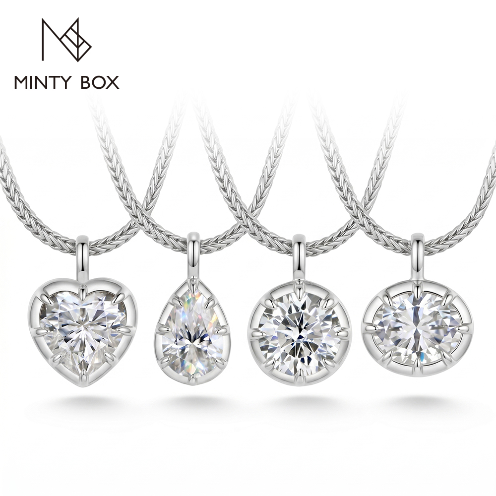 Bezels Set Pendant - MINTYBOX Bezel Set Moissanite Hanger Collectie